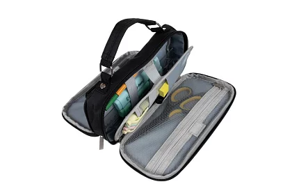 Etui szkolne - czarna piórnik z uchwytem