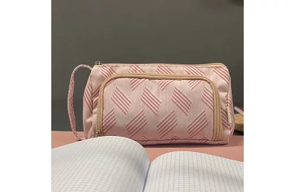 Etui szkolne - różowy piórnik w wzór