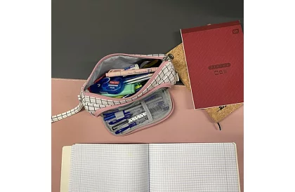 Etui szkolne - w kratkę piórnik