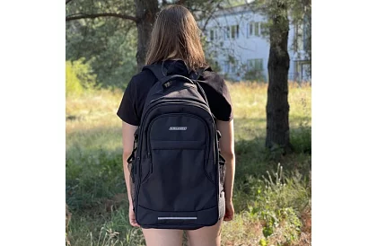 Plecak o pojemności 45 litrów – czarny