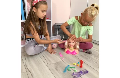 Głowa do stylizacji włosów + akcesoria