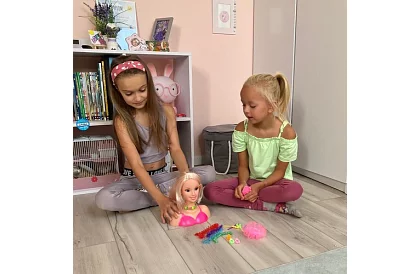 Głowa do stylizacji włosów + akcesoria