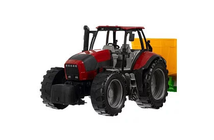 Duży traktor z przyczepą