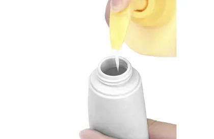 Cestovní butelki na kosmetyki - zestaw do samolotu