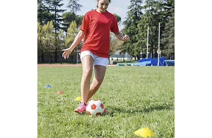 Treningowe kolorowe stożki – 50 sztuk