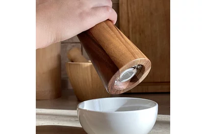 Młynki ręczne do przypraw z akacji – zestaw 2 sztuki