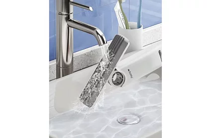 Kompaktowy mini mop z 2 końcówkami