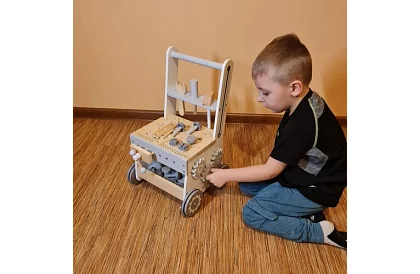 Warsztat dla dzieci z drewnianymi narzędziami 3 w 1