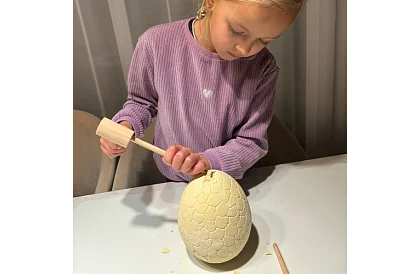 Dinozaurze jajo 15 cm - mały archeolog