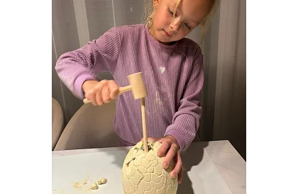 Dinozaurze jajo 15 cm - mały archeolog