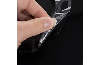 Uchwyt telefonu na deskę rozdzielczą samochodu