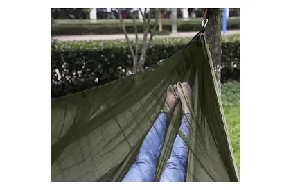 Hamak turystyczny z moskitierą dla dwóch osób – nośność 250 kg