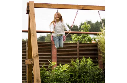 Huśtawka dziecięca na linach – plastikowa – różowa