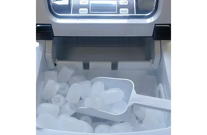 Producent kostek lodu – 2 rozmiary – 12 kg/dzień