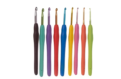 Zestaw do szydełkowania w etui z akcesoriami – 58 części