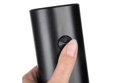 Zestaw elektrycznych młynków z podstawą – 2 sztuki