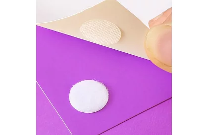 Samoprzylepny rzep – kółka 18 mm, 500 sztuk, biały