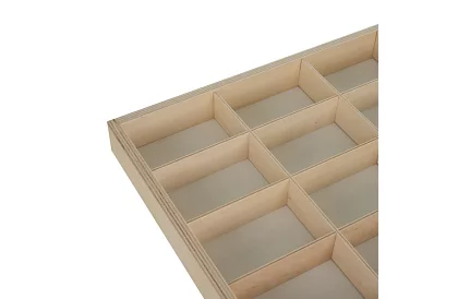 Drewniana półka dla kolekcjonerów figurek, samochodzików – 54 przegródki