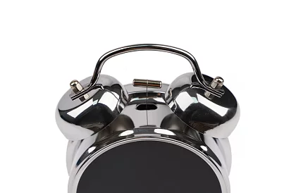 LCD budzik w retro designie