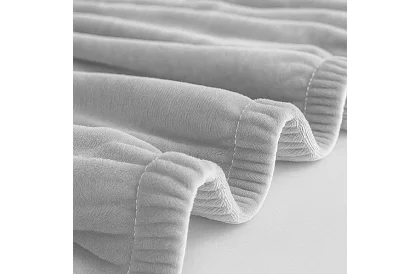 Pokrycie na sofę 145–185 cm – Jasnoszary aksamit