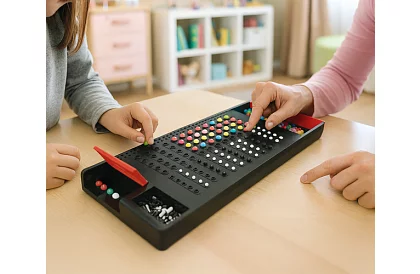 Logiczna gra planszowa Mastermind