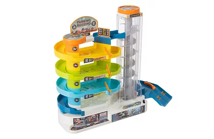 Garaż z torami i windą elektryczną