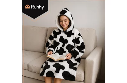 Oversize ciepła długa bluza – czarno-biały wzór w krowy