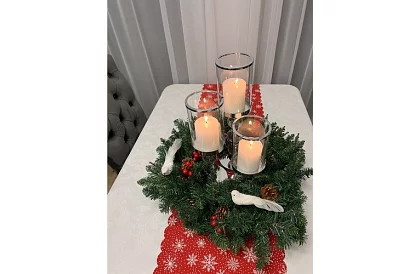 Gałęzie sztucznego świerka do dekoracji – 29 cm, 40 szt.