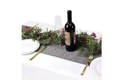 Długi bieżnik świąteczny z elfem 215 x 34 cm