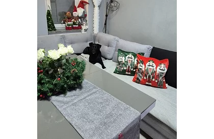 Dekoracyjna poszewka na poduszkę 40x40 cm – czerwony Dziadek do orzechów