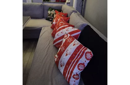 Dekoracyjna poszewka na poduszkę 40x40 cm – 4 sztuki wesołych świąt