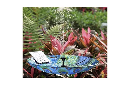 Fontanna solarna do stawu – ogrodowa pompa filtrująca