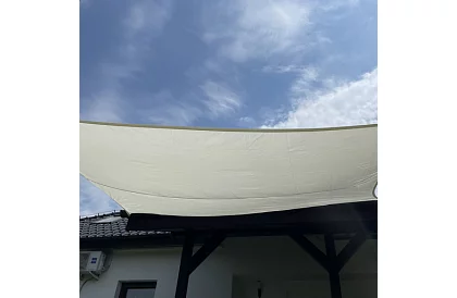 Osłona przeciwsłoneczna 4 × 3 m – Beżowa