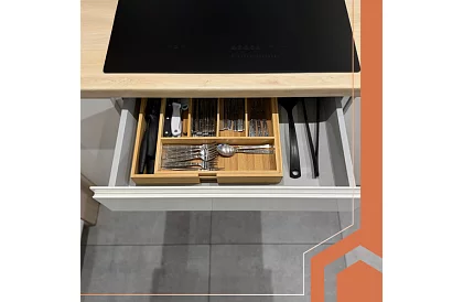 Podkład antypoślizgowy do szuflad 500 × 50 cm – szary