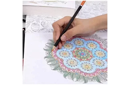 XXL Profesjonalny zestaw do szkicowania – 74 części w etui