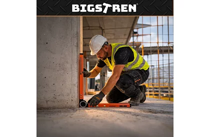 Regulowany kątomierz stolarski z poziomicą