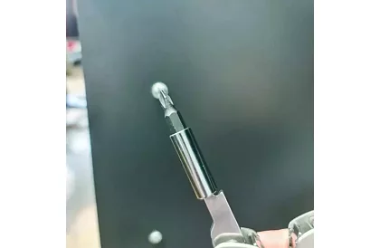 Multifunkcyjne szczypce – narzędzie 13w1 + 11 bitów