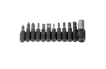 Multifunkcyjne szczypce – narzędzie 13w1 + 11 bitów