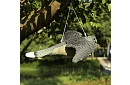 Zawieszony odstraszacz – realistyczny sokół