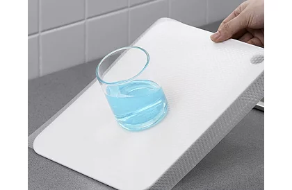 Podkład antypoślizgowy do szuflad 300x50 cm