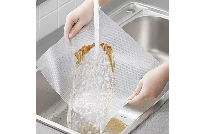 Podkład antypoślizgowy do szuflad 300x50 cm