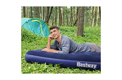 Materac dmuchany z pompką i poduszkami 203 × 152 × 22 cm – B67374