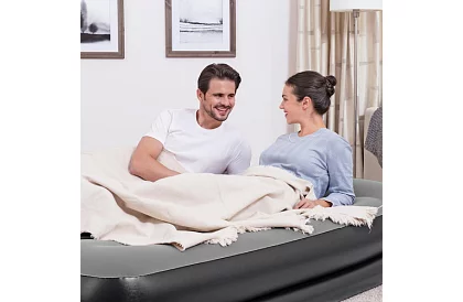 Materac dmuchany z wbudowaną pompą i poduszką 203 × 152 × 46 cm – B67403
