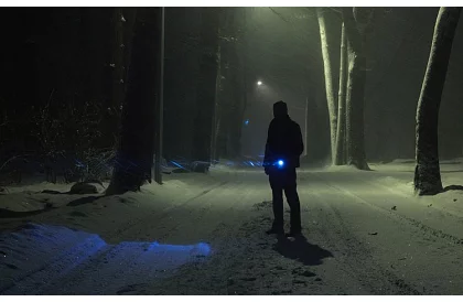 CREE LED T6 latarka – ładowalna latarka taktyczna z ładowaniem USB