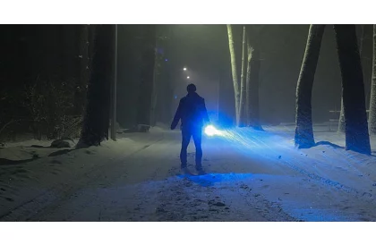 CREE LED T6 latarka – ładowalna latarka taktyczna z ładowaniem USB