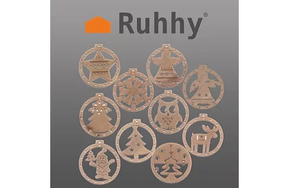 Drewniane ozdoby świąteczne – zestaw 10 sztuk z sznurkiem