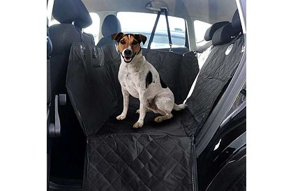 Osłona na tylne siedzenia samochodu