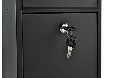 Skrzynka pocztowa czarna