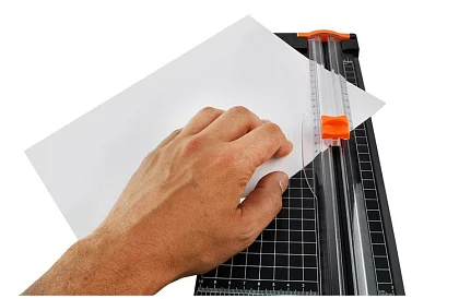 Nóż do papieru – gilotyna/trimer