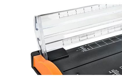 Nóż do papieru – gilotyna/trimer